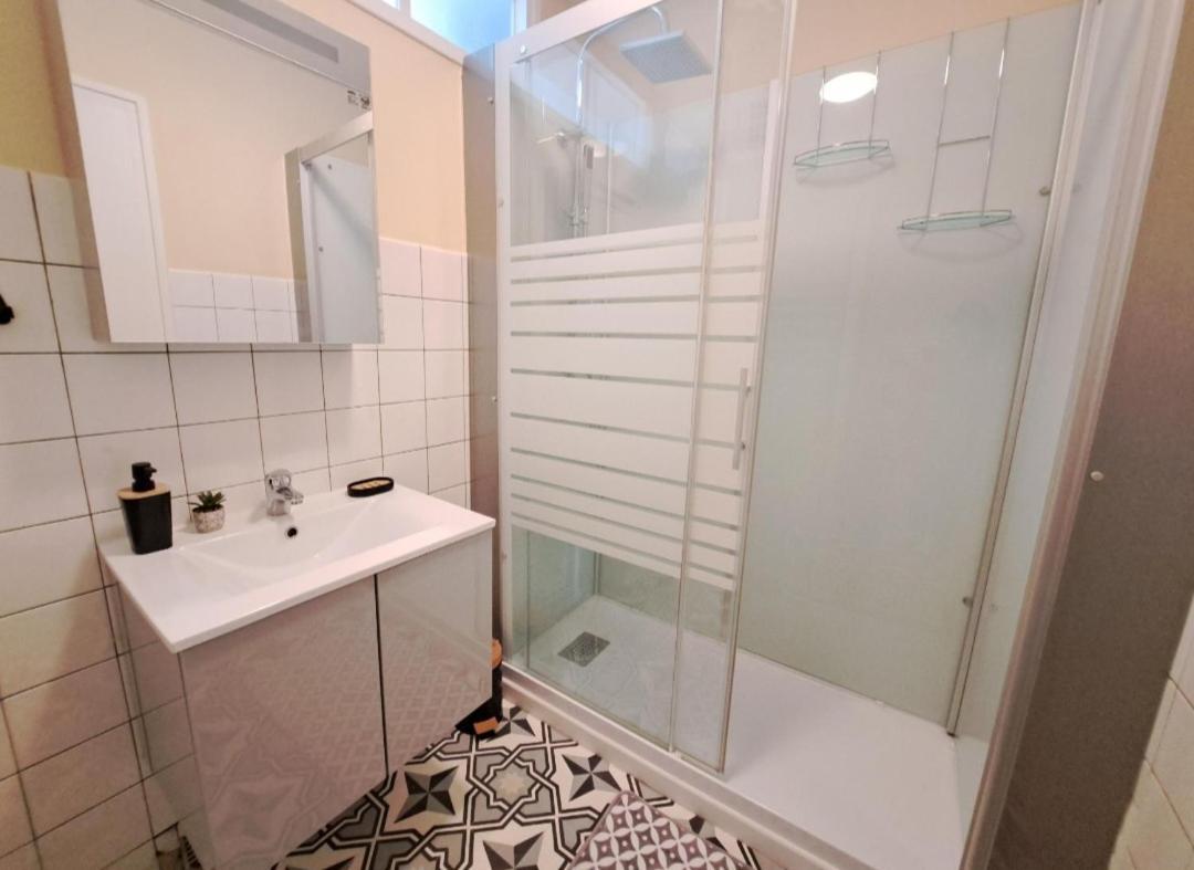 Magnifique T3 Avec Balcon Au Pied Du Metro Colbert Tourcoing Exterior foto
