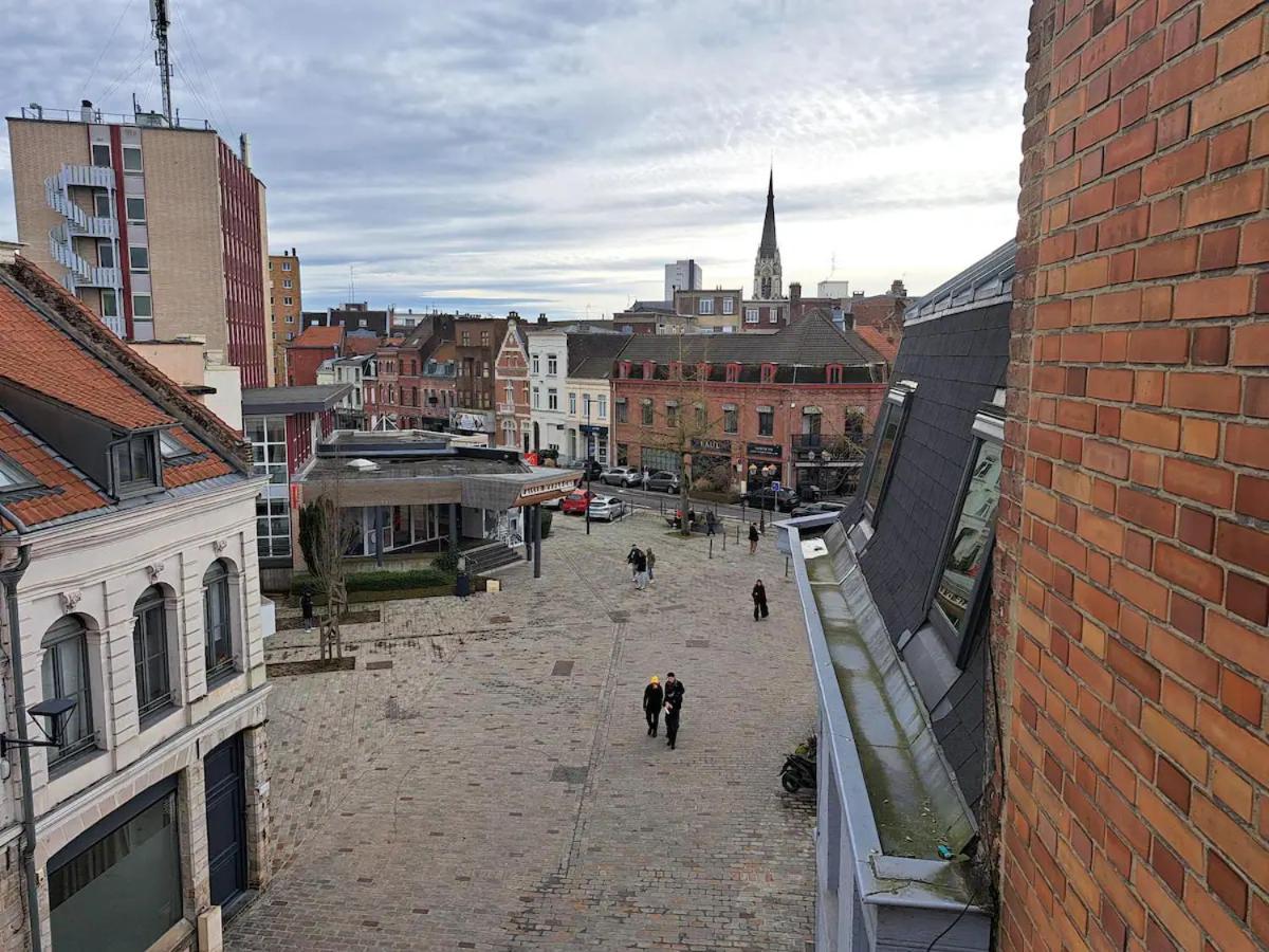 Magnifique T3 Avec Balcon Au Pied Du Metro Colbert Tourcoing Exterior foto